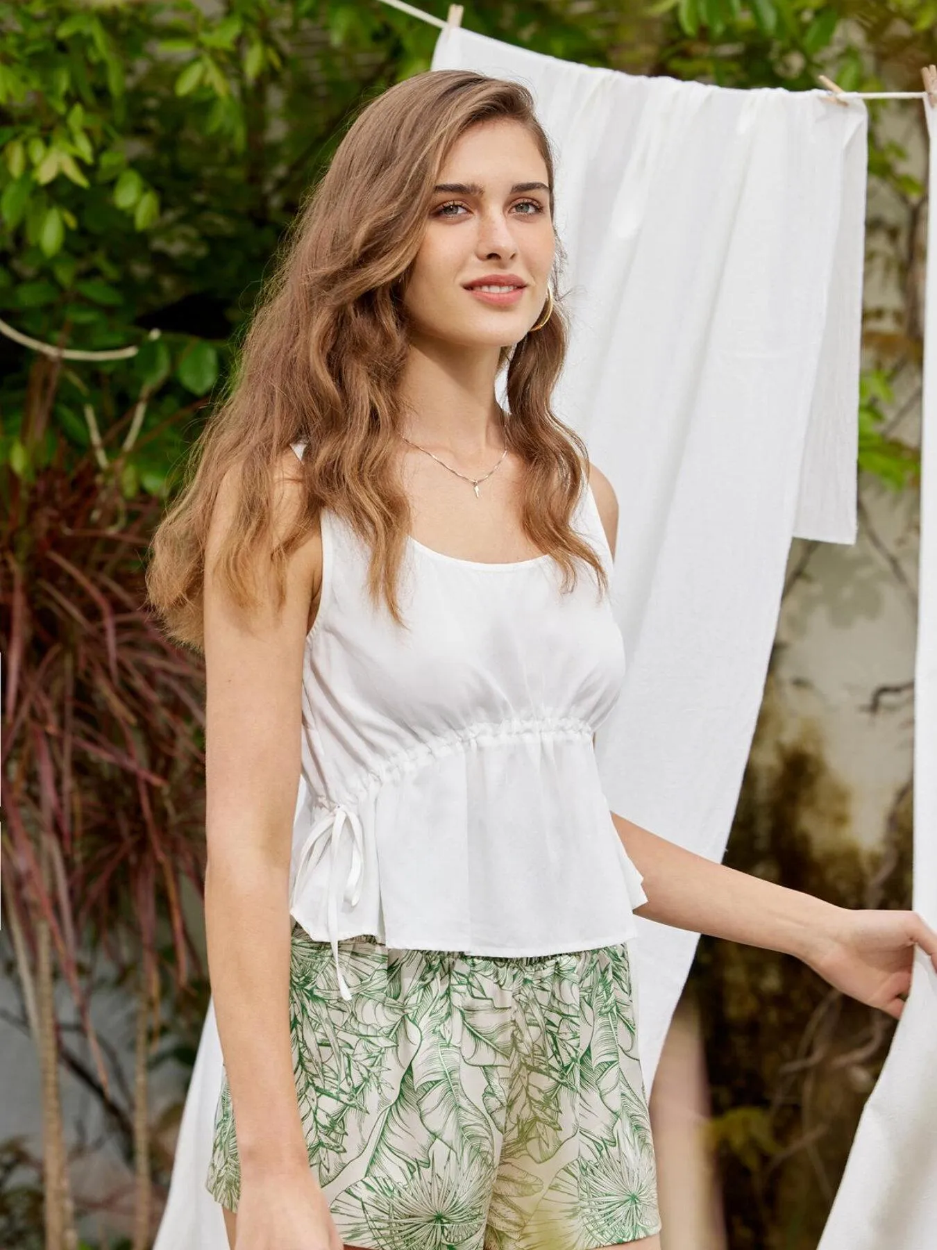Plain U Neck Ruched Tank Top